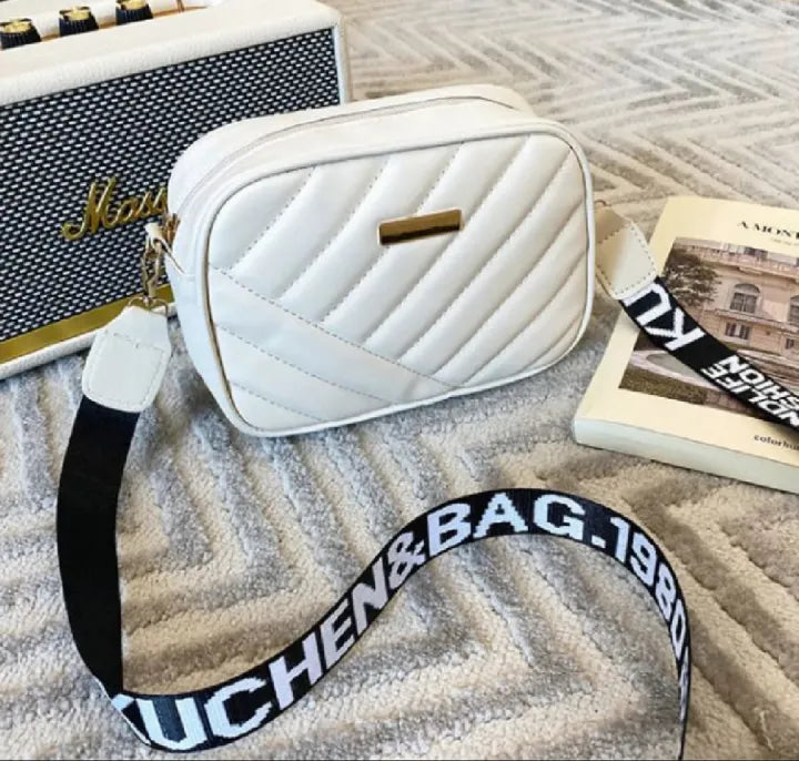 Quilted PU Leather Elegant Crossbody Bag for Women - Stylish Shoulder Handbag with Phone Pouch