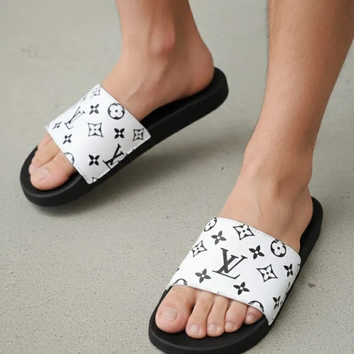 Stylish House Slippers for Men – Comfortable Lightweight Casual Slippers